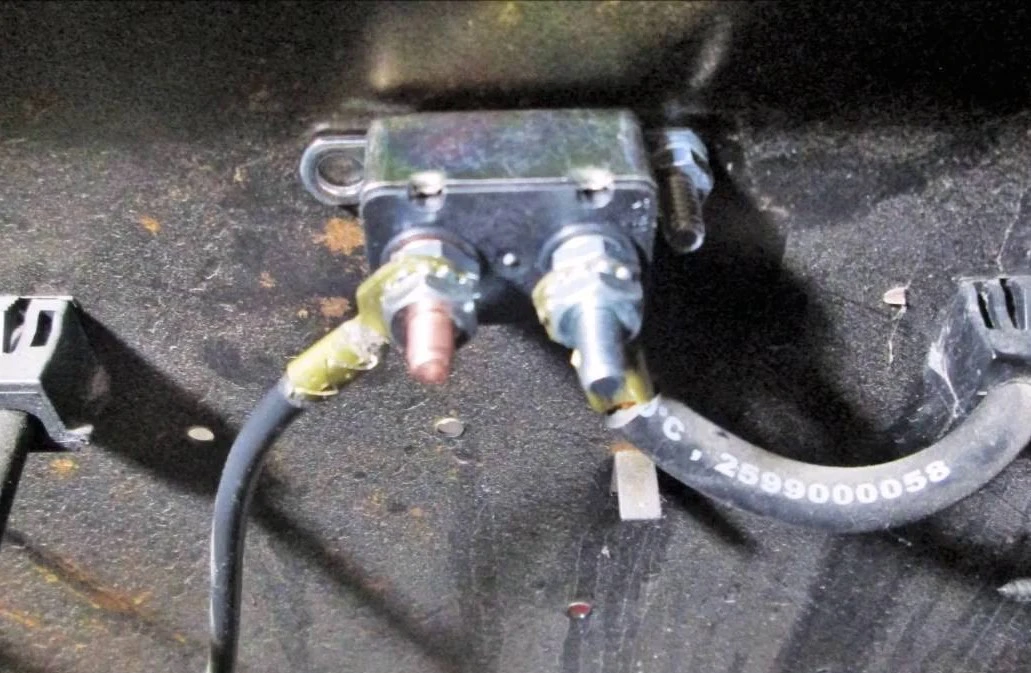 circuit breaker installation