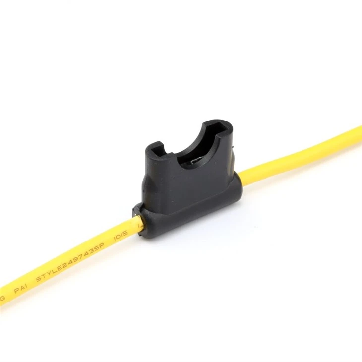 Auto Blade Fuse Holder with 12 Gauge Wire